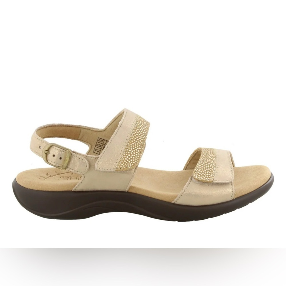 NWOT SAS Women’s Casual Nudu Heel Strap Sandal Golden Color Size 11.5 M